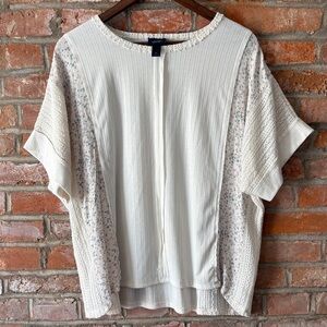 Daytrip Cream Textured Boho Top Lace Trim Floral Panel Medium